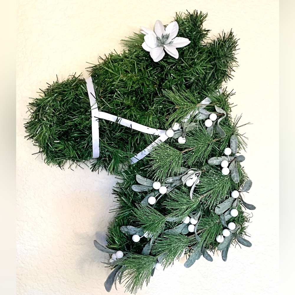 Winter Horse Wreath Green and White NEW! Handmade, and One of a Kind!Great Gift!
